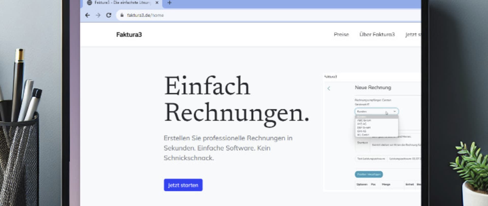 Faktura 3 Software auf einem Laptop